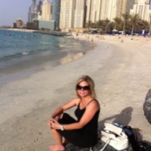 Meet your Posher, Dee